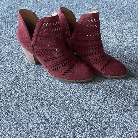 Frye & Co. Heeled Booties